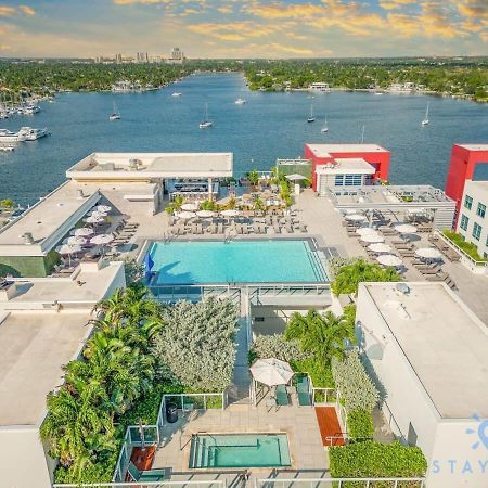 Rooftop Pool & Hot Tub - Gym - Hollywood Beach Apartment Exterior photo